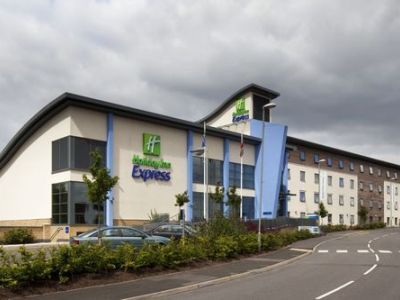 Holiday Inn Express Walsall M6, J10 By Ihg Bagian luar foto
